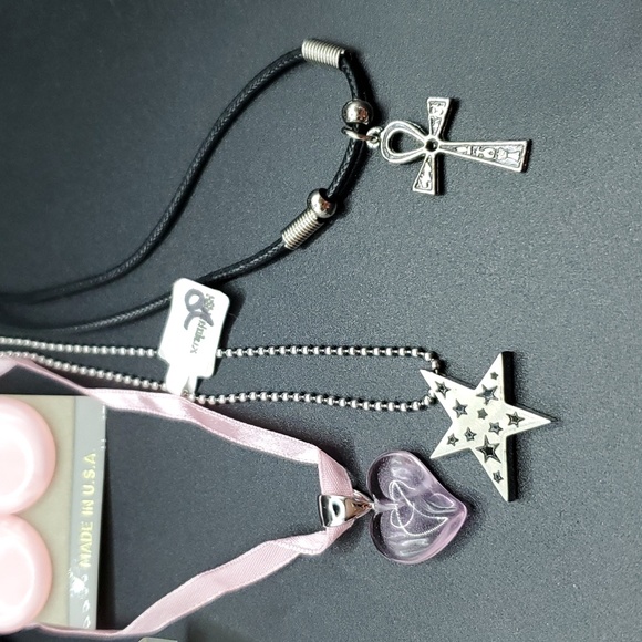 NWT & NWOT 9 Piece Mixed Silvertone Jewelry Bundle Lot - Picture 2 of 9